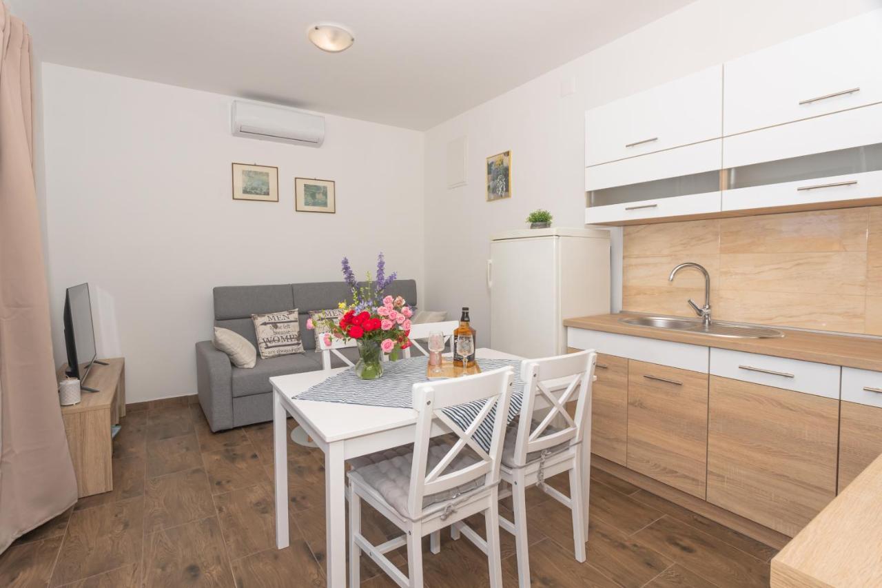 Apartament Mara Szybenik Zewnętrze zdjęcie